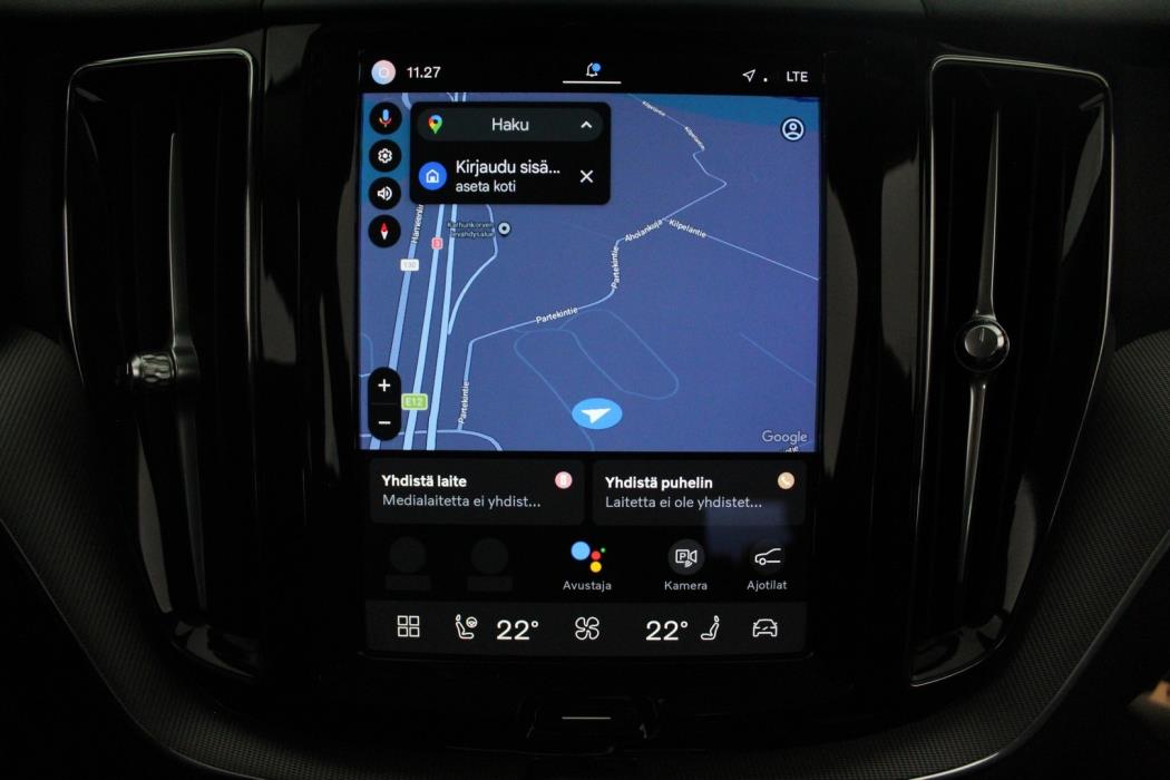VOLVO XC60 2023
