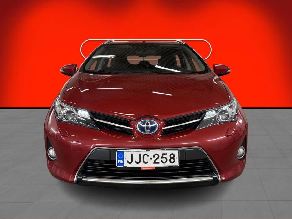 TOYOTA Auris 2013