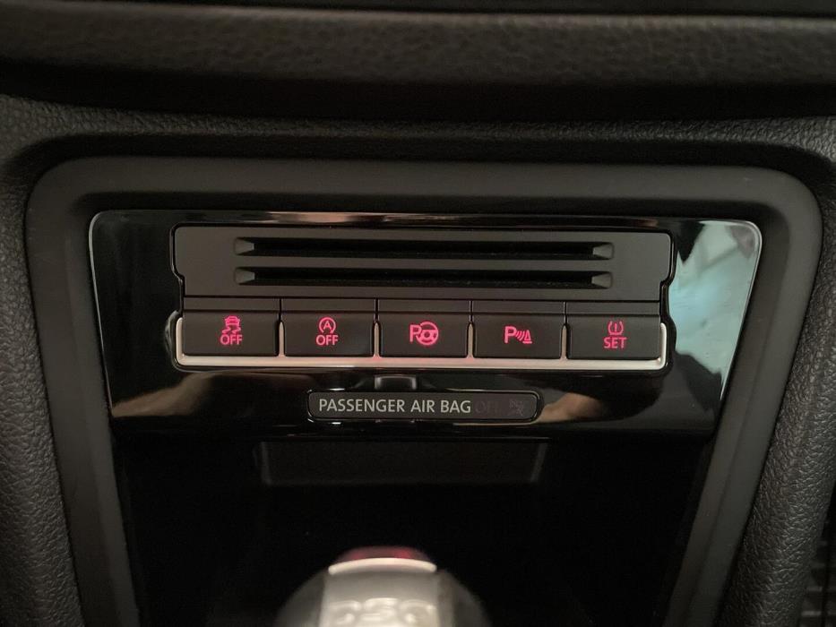 VOLKSWAGEN Sharan 2014