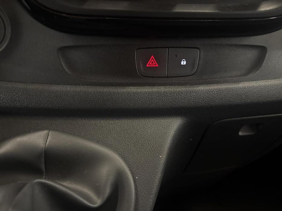 OPEL Vivaro 2017