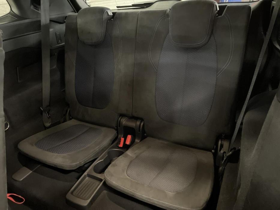 BMW 218 2016