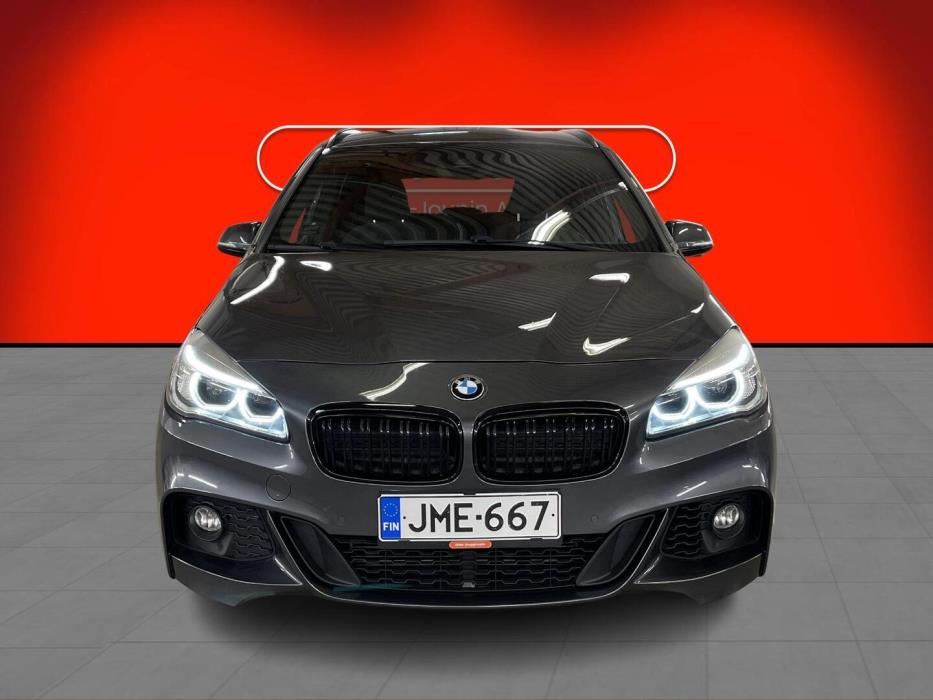 BMW 218 2016