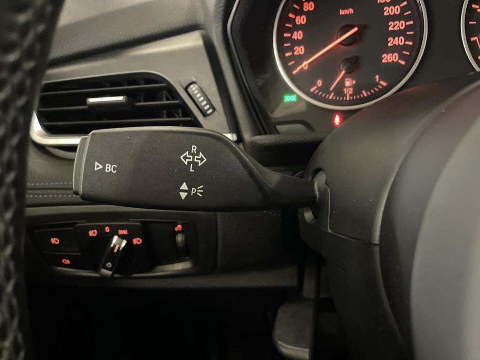 BMW 218 2016