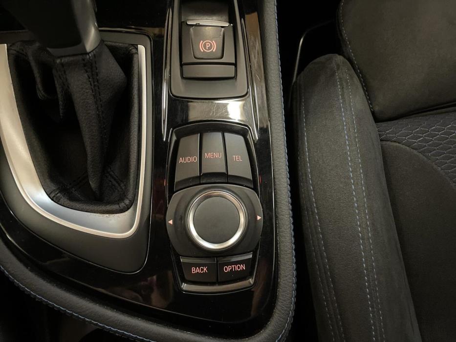 BMW 218 2016