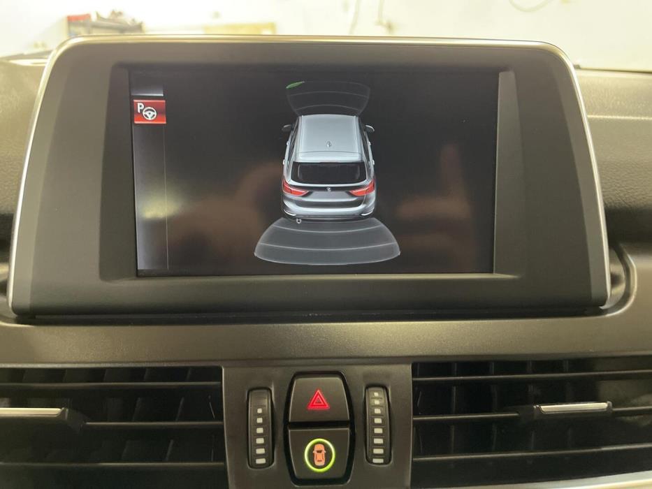 BMW 218 2016
