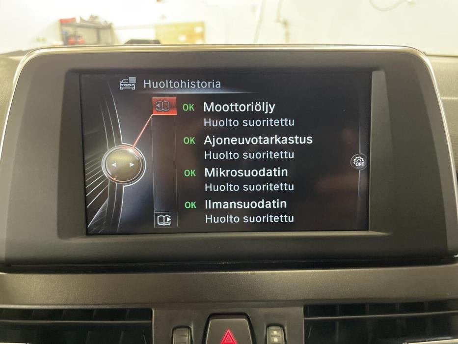 BMW 218 2016