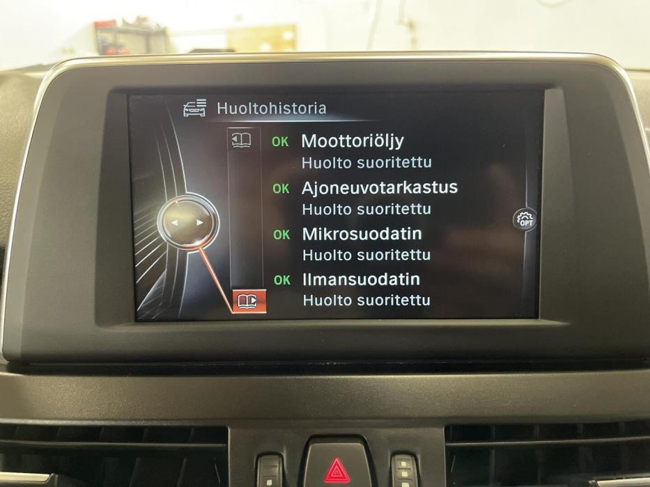 BMW 218 2016