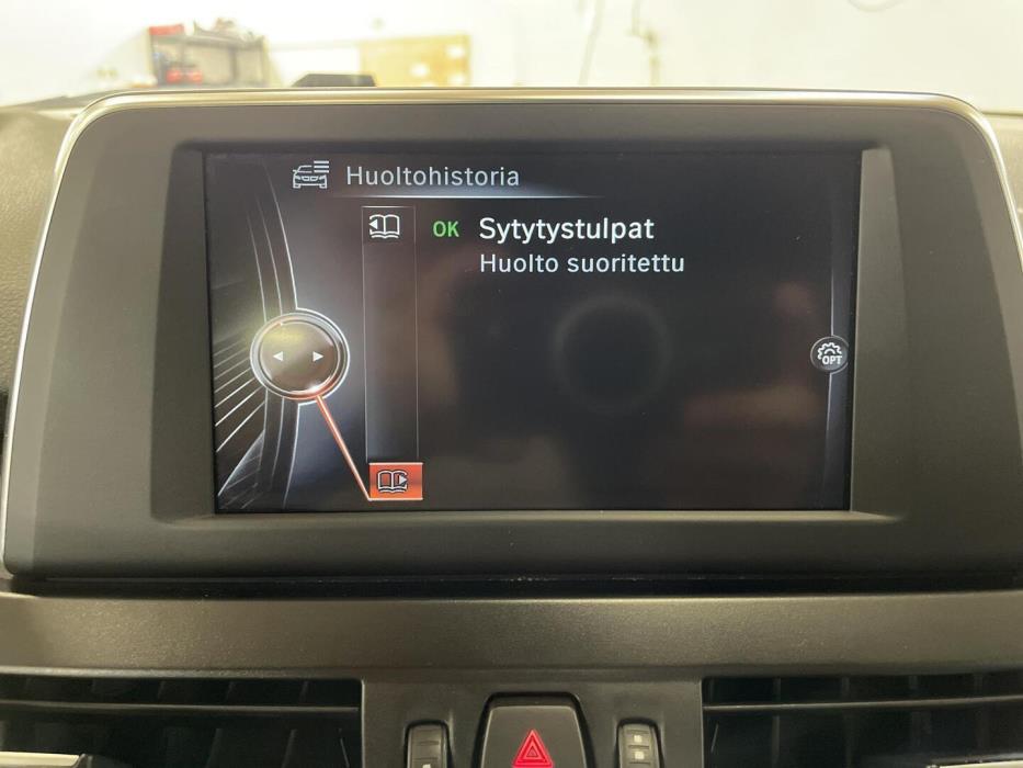 BMW 218 2016