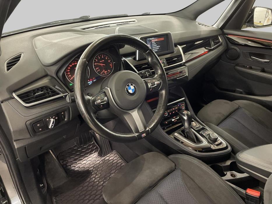 BMW 218 2016