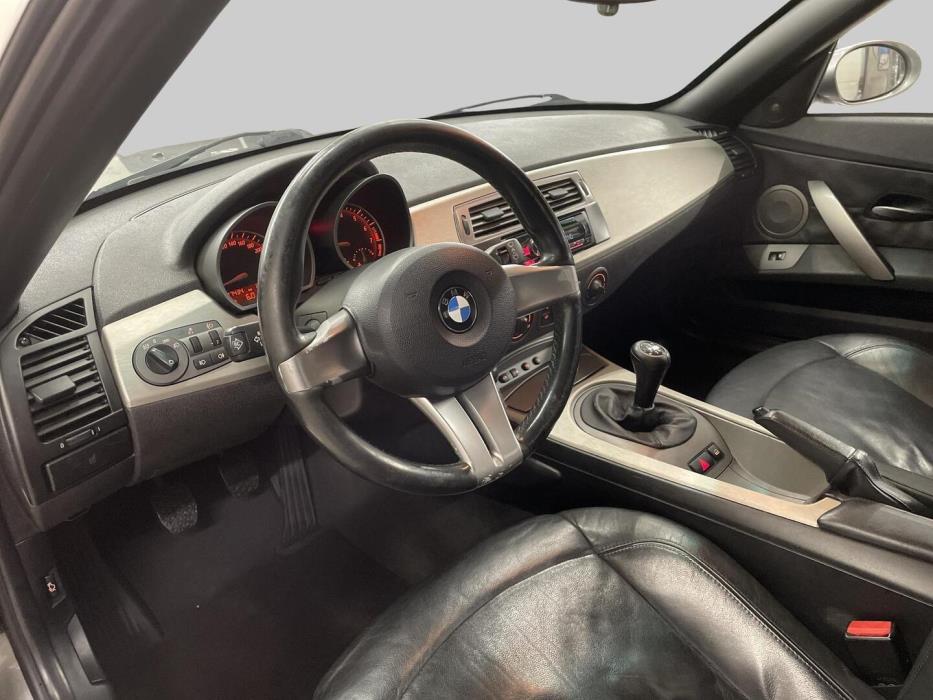 BMW Z4 2004