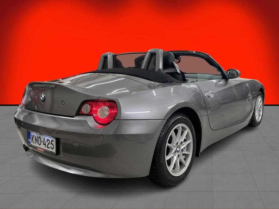 BMW Z4 2004