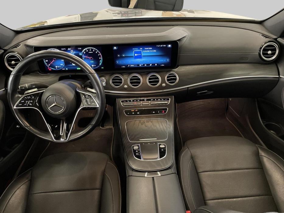 MERCEDES-BENZ E 2021