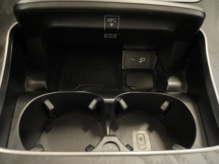 MERCEDES-BENZ E 2021