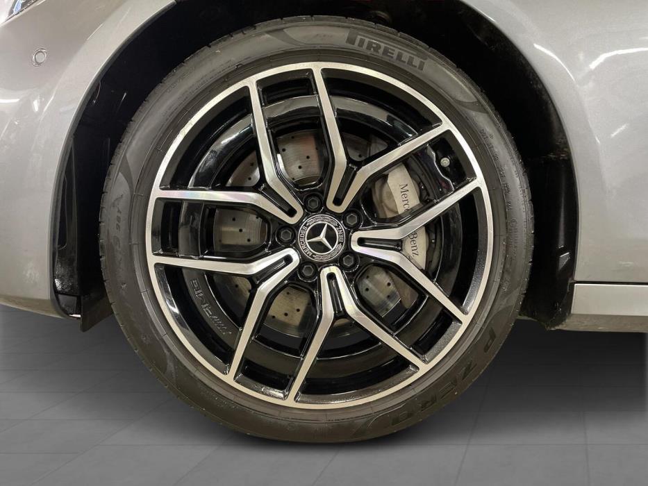 MERCEDES-BENZ E 2021