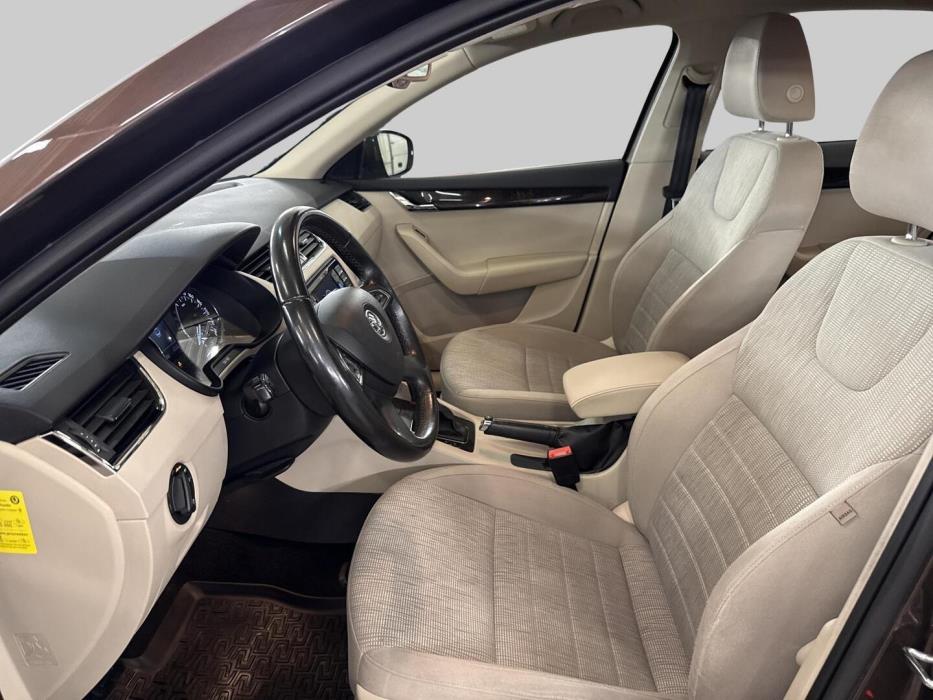 SKODA Octavia 2013
