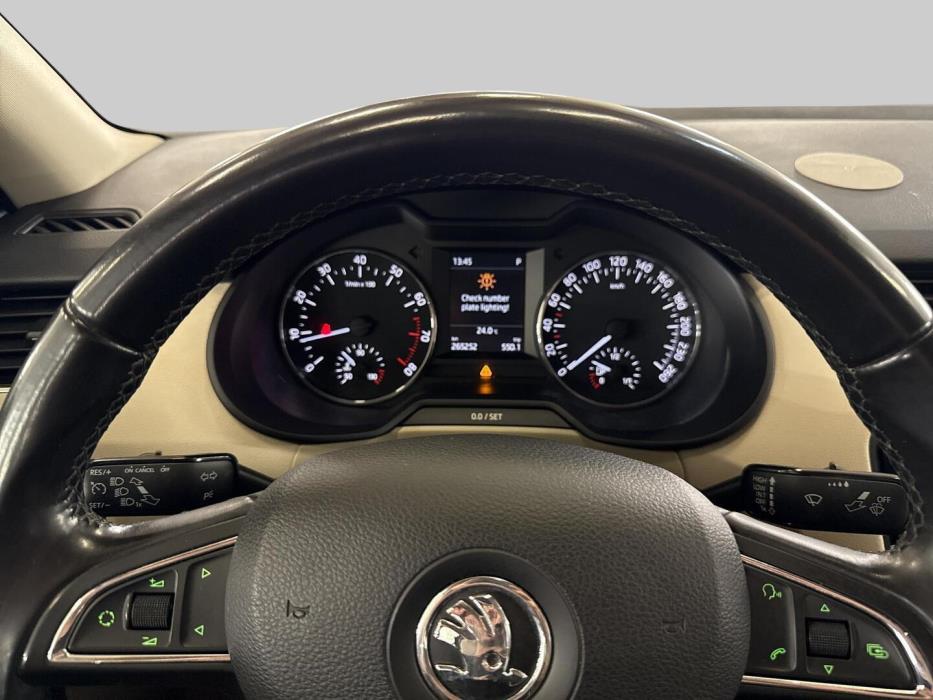 SKODA Octavia 2013