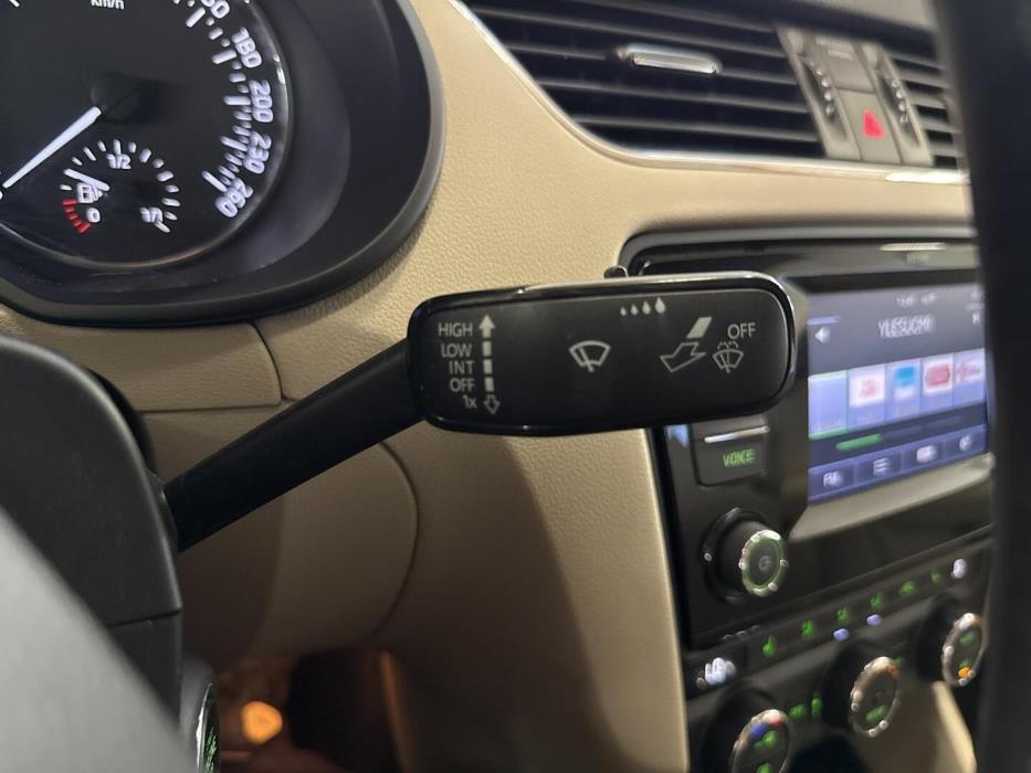 SKODA Octavia 2013