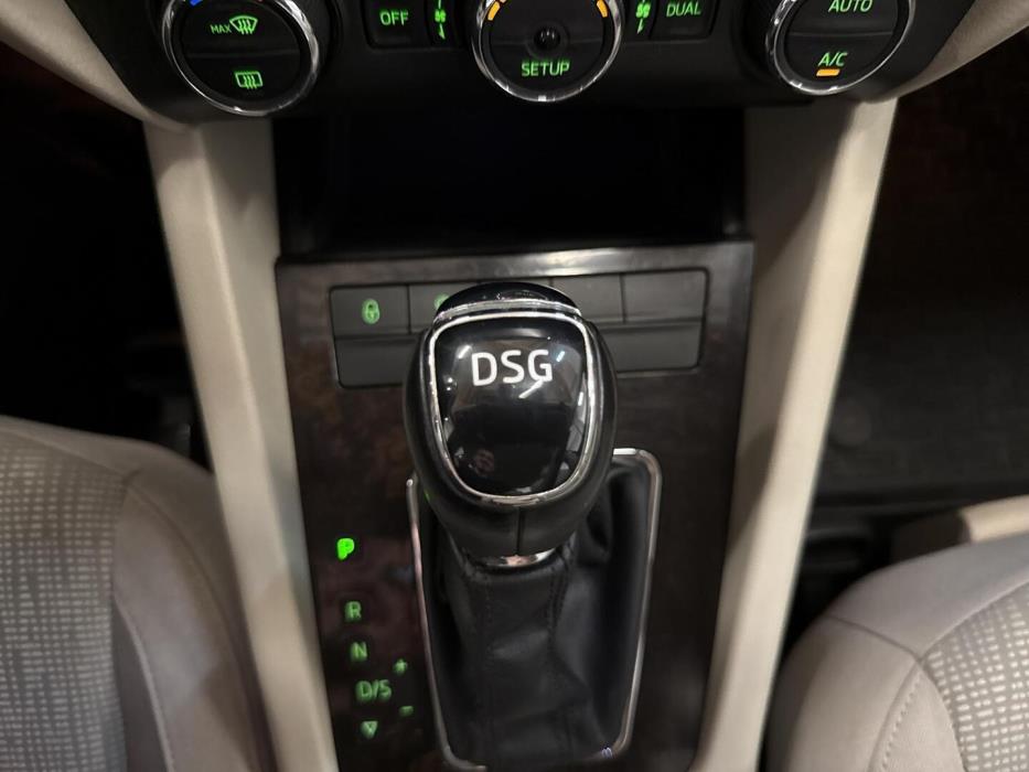 SKODA Octavia 2013