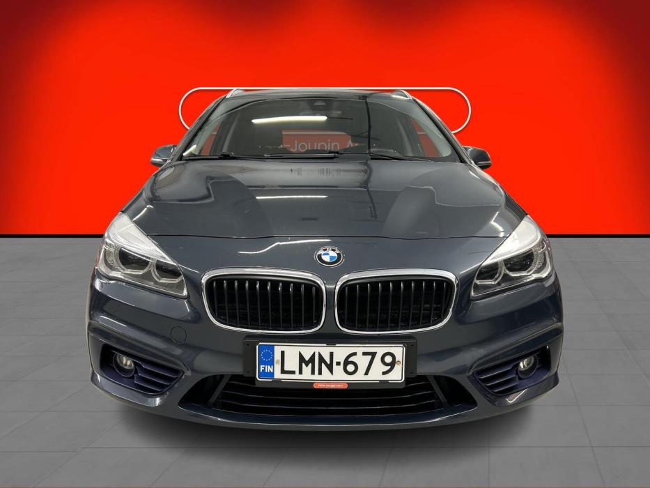 BMW 218 2015