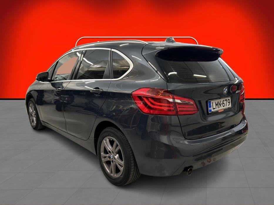 BMW 218 2015