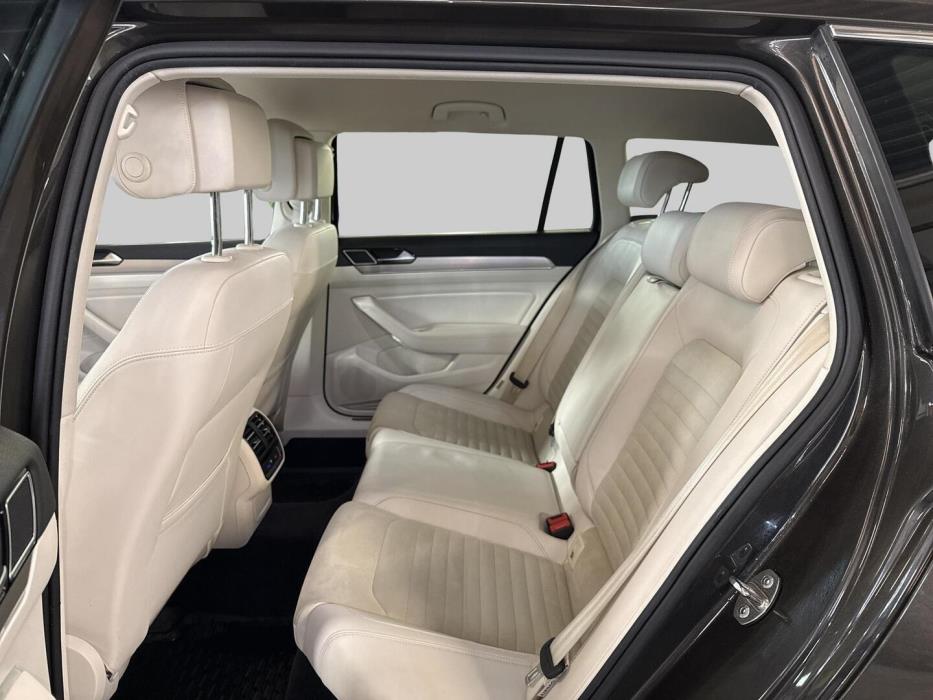 VOLKSWAGEN Passat 2015