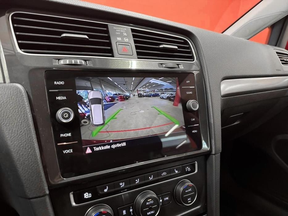 VOLKSWAGEN Golf 2019