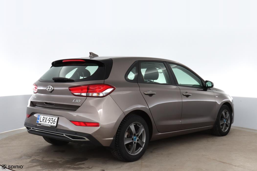 HYUNDAI i30 Hatchback 2023