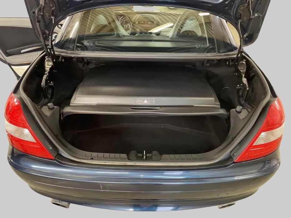 MERCEDES-BENZ SLK 2004