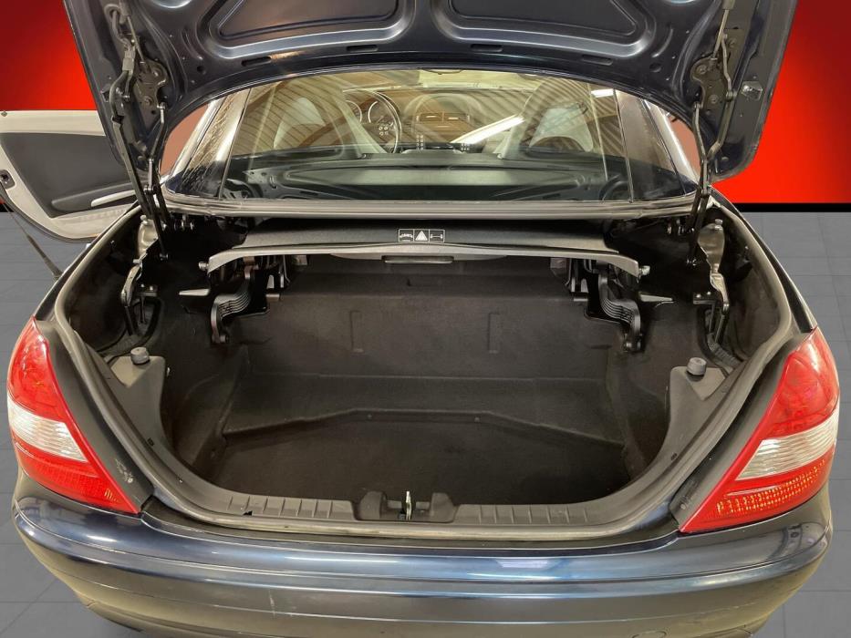 MERCEDES-BENZ SLK 2004