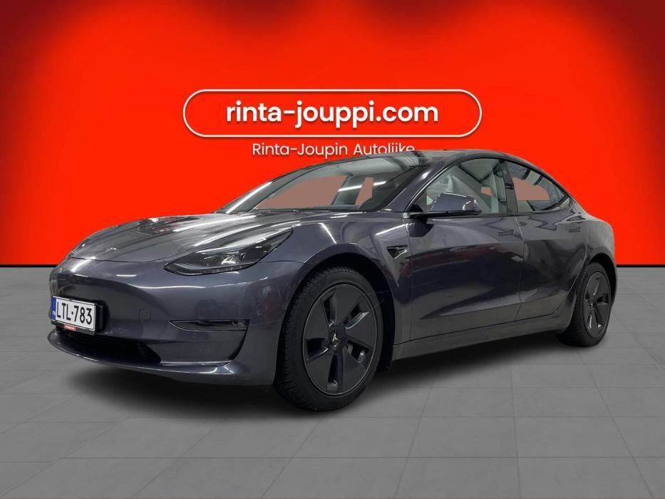 TESLA MODEL 3 2022