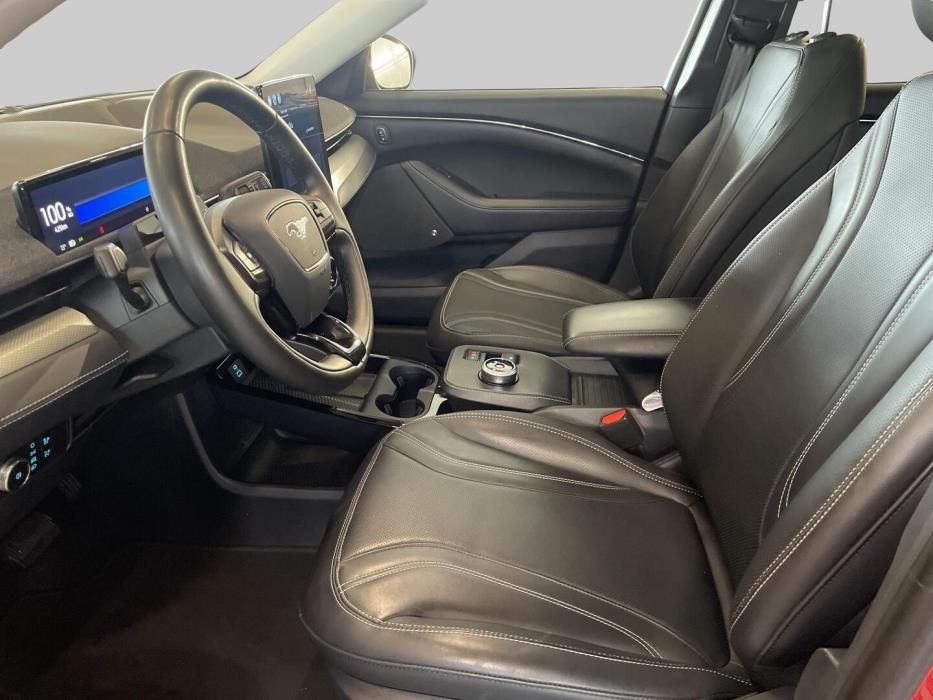 FORD MUSTANG MACH-E 2021