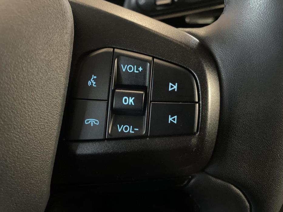 FORD MUSTANG MACH-E 2021