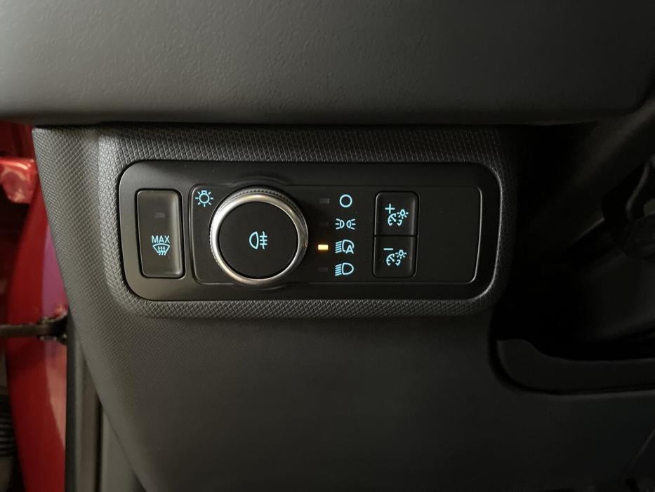 FORD MUSTANG MACH-E 2021