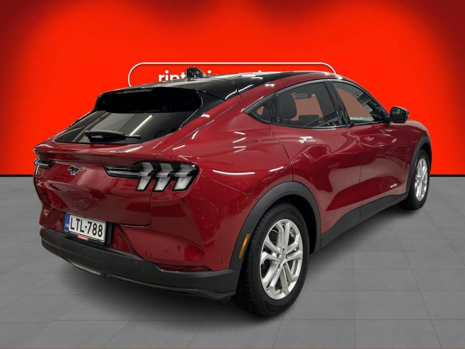 FORD MUSTANG MACH-E 2021