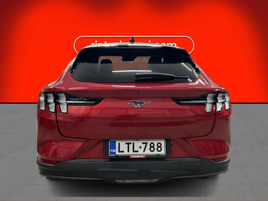 FORD MUSTANG MACH-E 2021