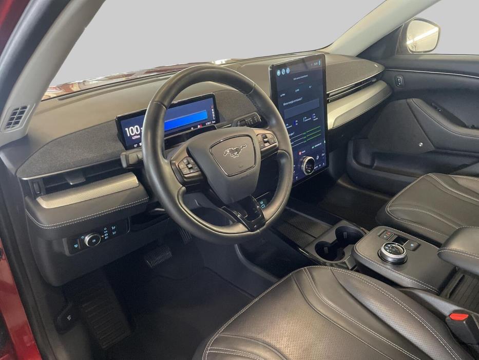 FORD MUSTANG MACH-E 2021