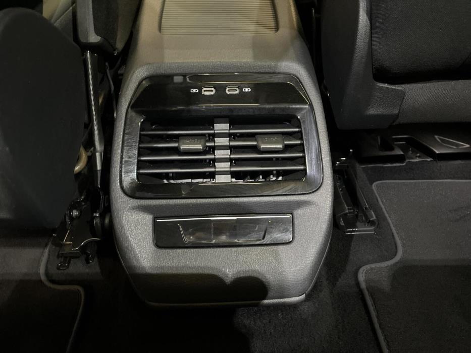 VOLKSWAGEN ID.4 2023