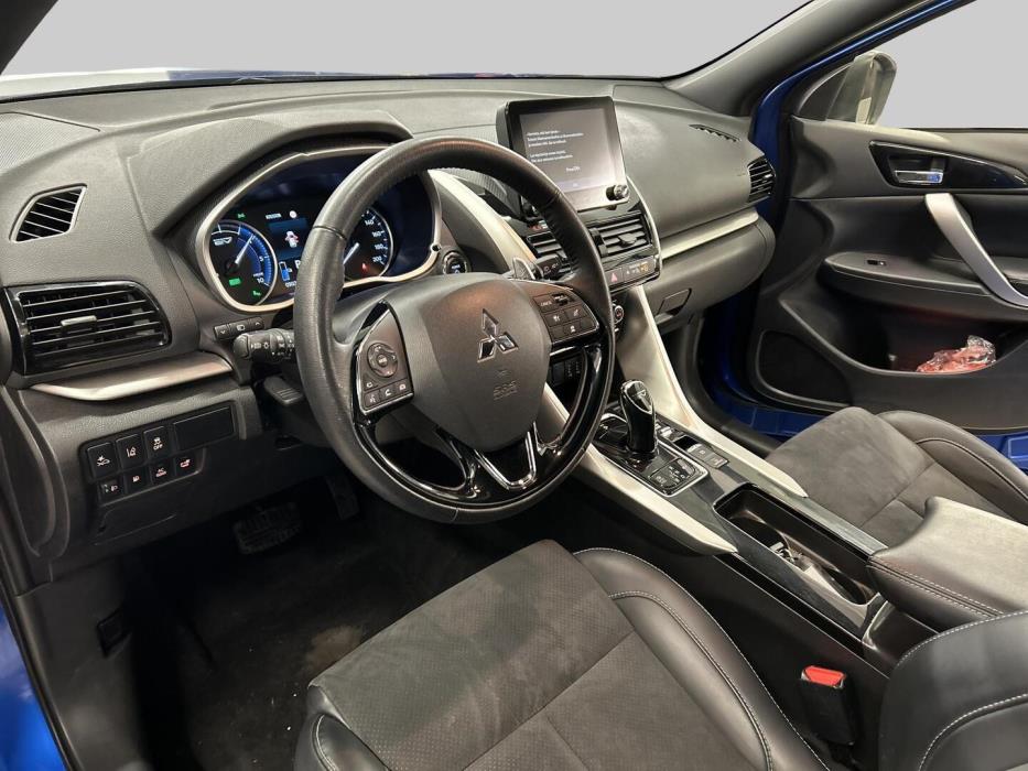 MITSUBISHI ECLIPSE CROSS 2024