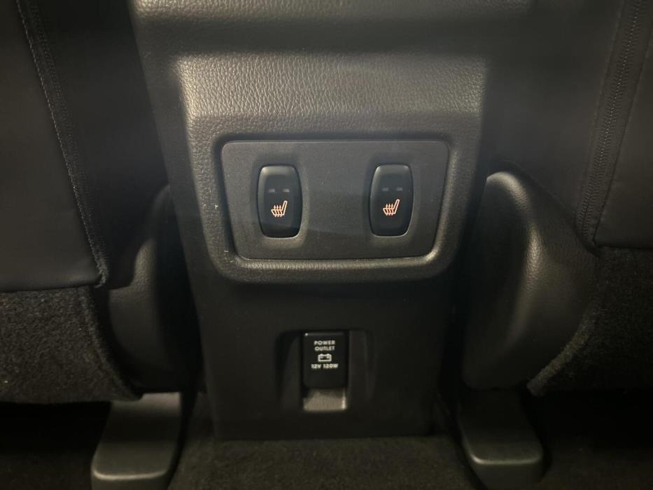 MITSUBISHI ECLIPSE CROSS 2024