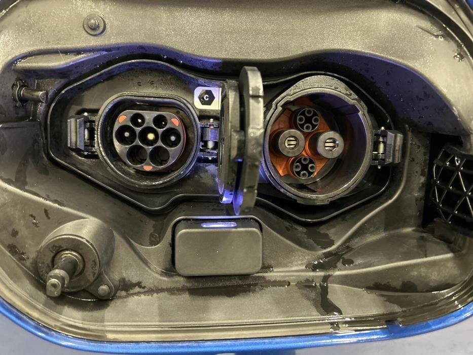 MITSUBISHI ECLIPSE CROSS 2024