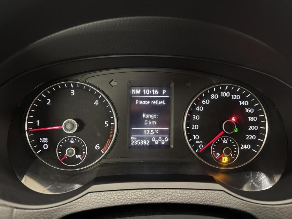 VOLKSWAGEN Sharan 2015