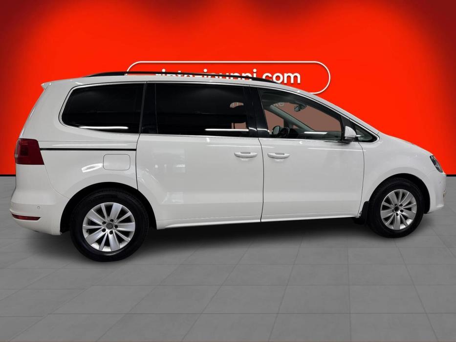 VOLKSWAGEN Sharan 2015