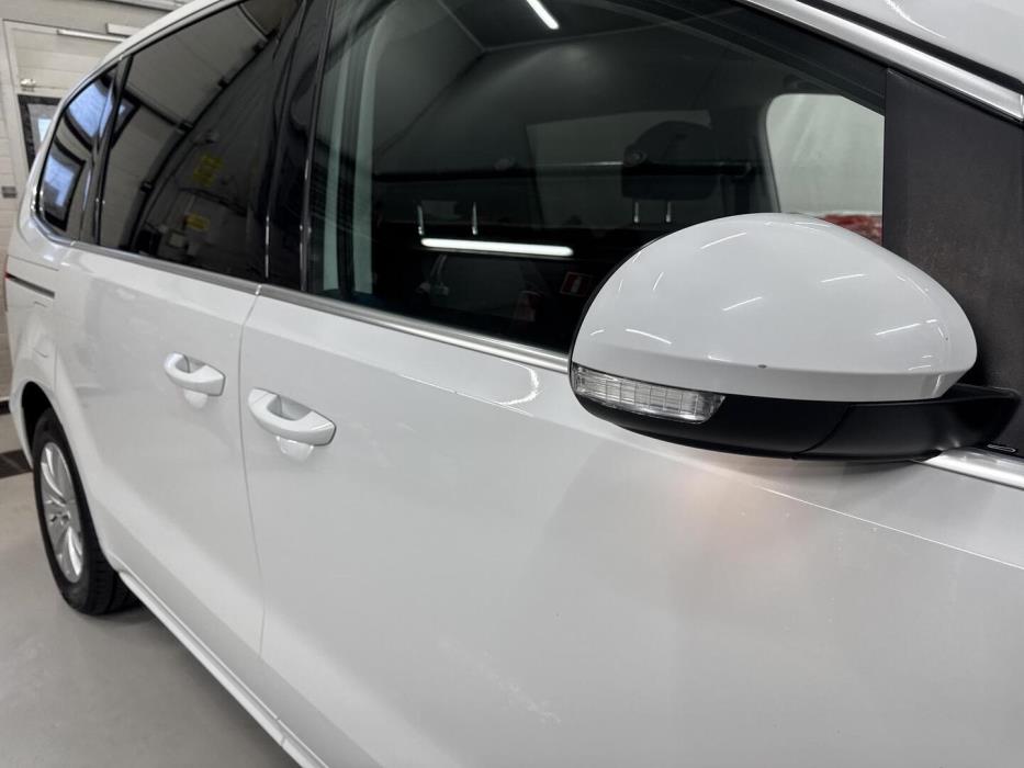 VOLKSWAGEN Sharan 2015