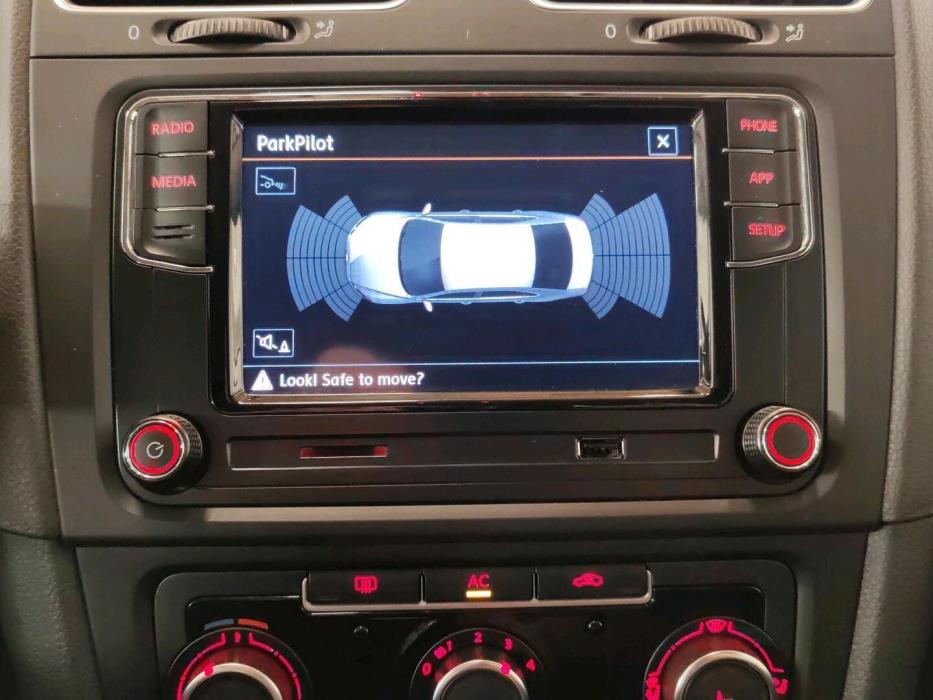 VOLKSWAGEN Golf 2011