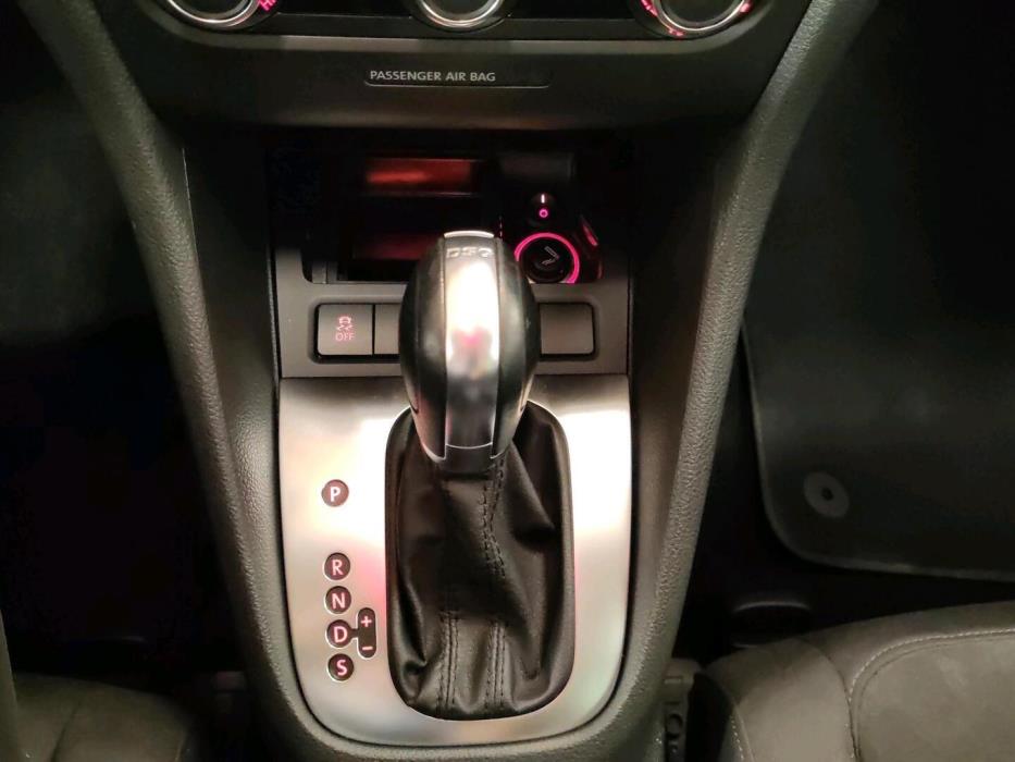 VOLKSWAGEN Golf 2011