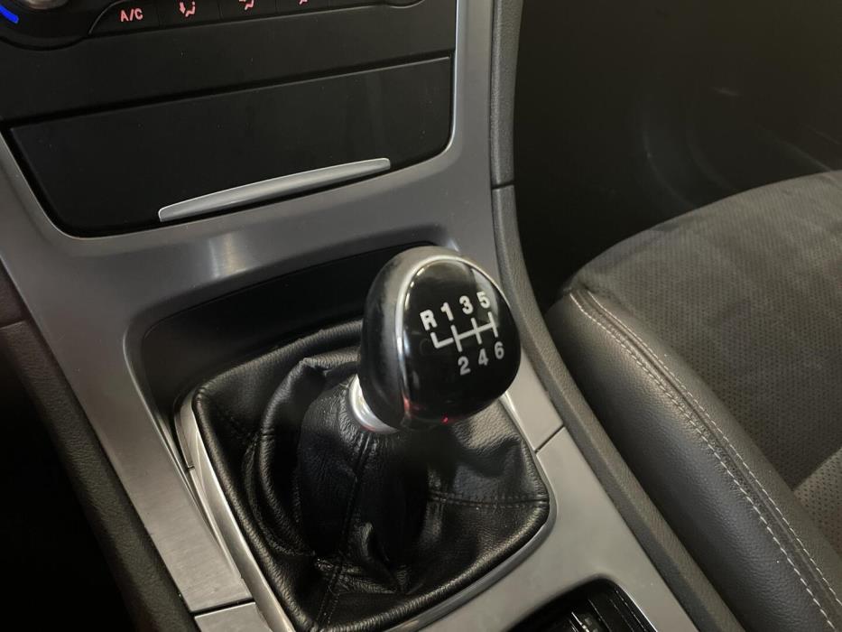 FORD Mondeo 2011