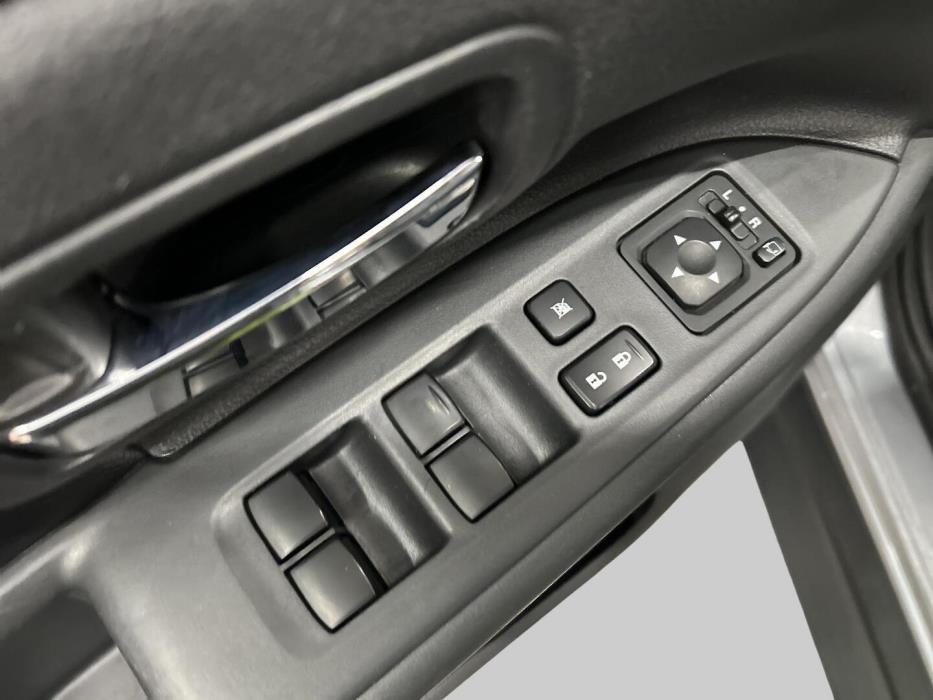 MITSUBISHI Outlander 2012