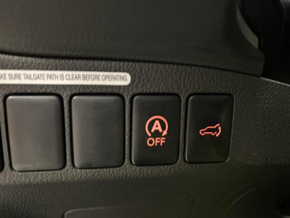 MITSUBISHI Outlander 2012