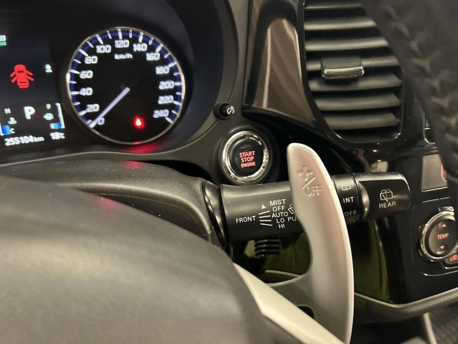 MITSUBISHI Outlander 2012