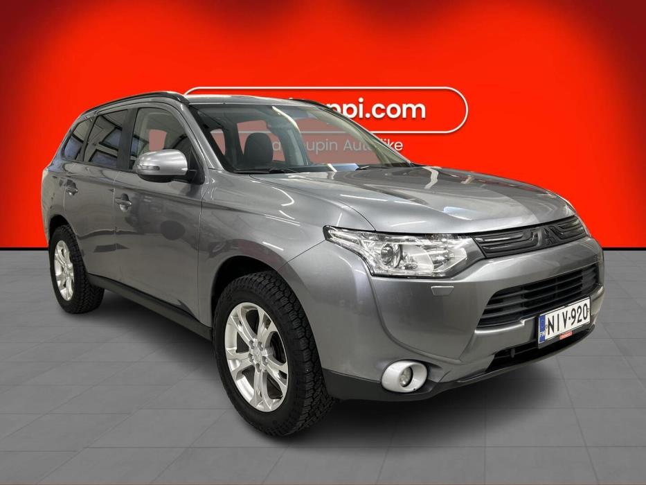 MITSUBISHI Outlander 2012